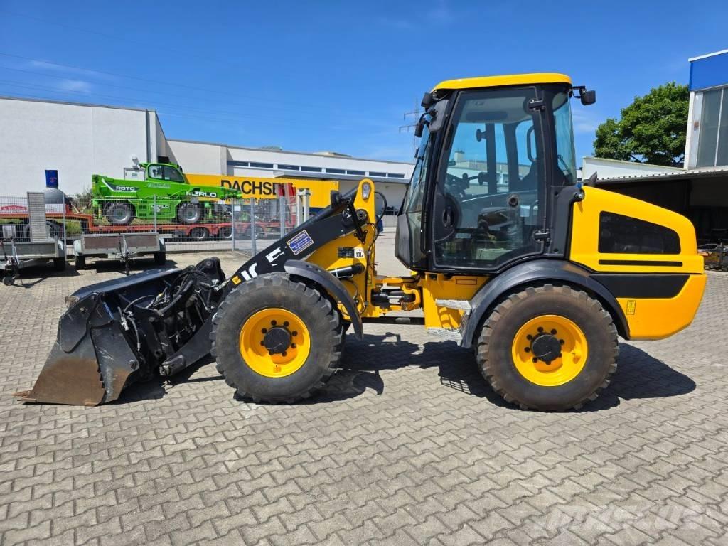 JCB 409SV Колесни товарачи