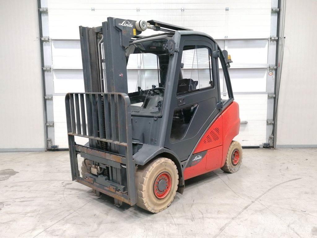 Linde H30D-02 Дизелови камиони