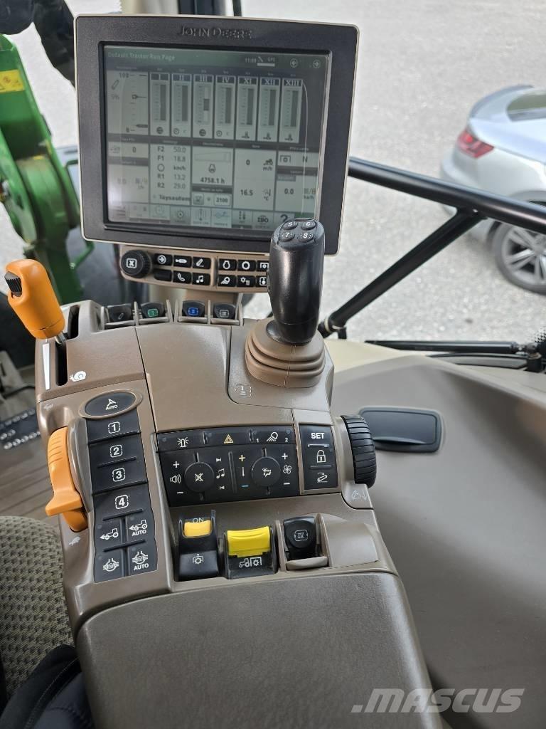 John Deere 6130 R Трактори