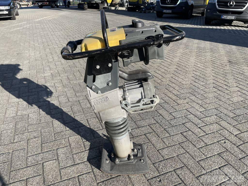 Wacker Neuson AS60e Пробки