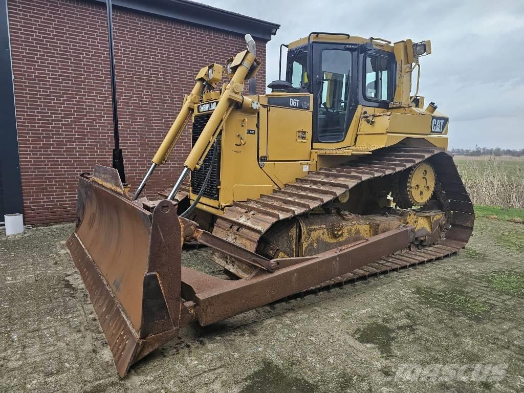 CAT D 6 T LGP Верижни булдозери
