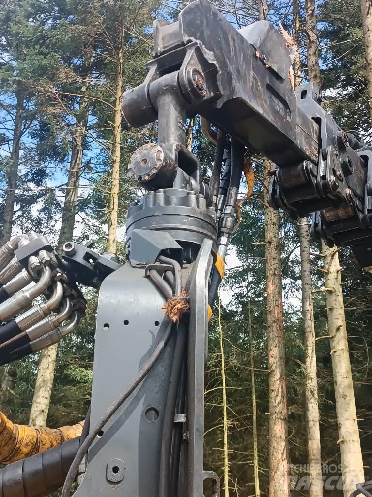 Ponsse Bear 8W Харвестери