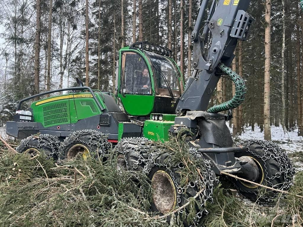 John Deere 1170G Харвестери