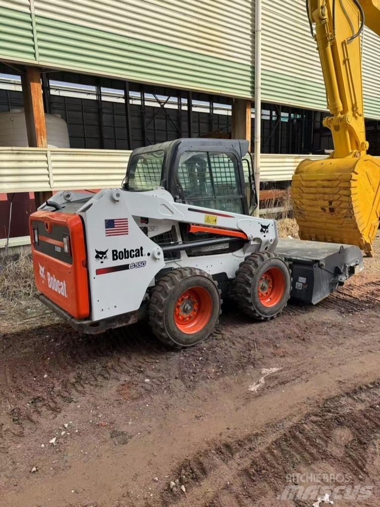 Bobcat S 550 Мини товарачи
