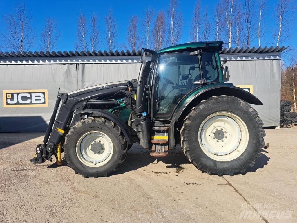 Valtra N 154 E Трактори