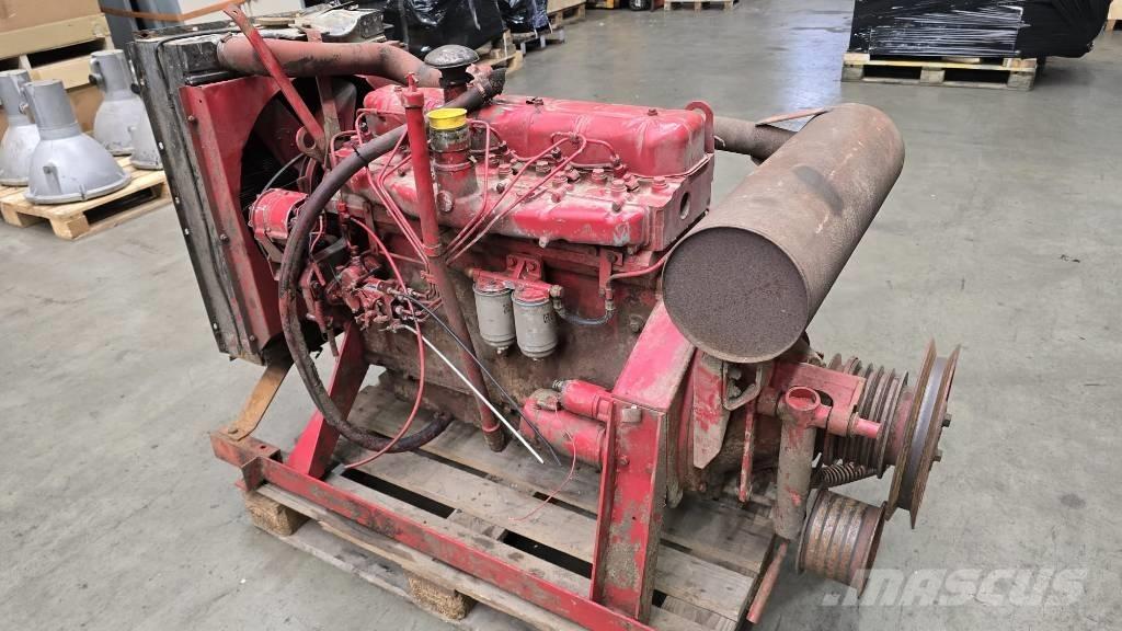 IHC D-310 F2 Двигатели