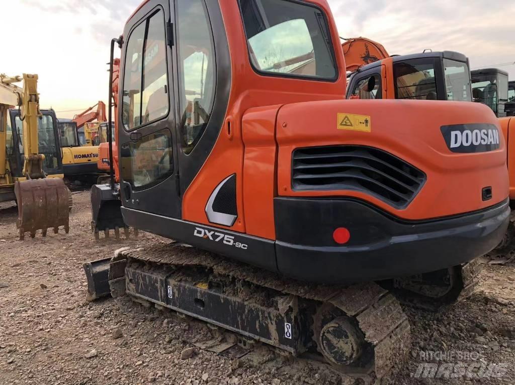 Doosan 75-9c Верижен екскаватор