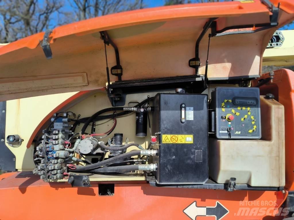 JLG 800 AJ Съчленени стрелови подемници