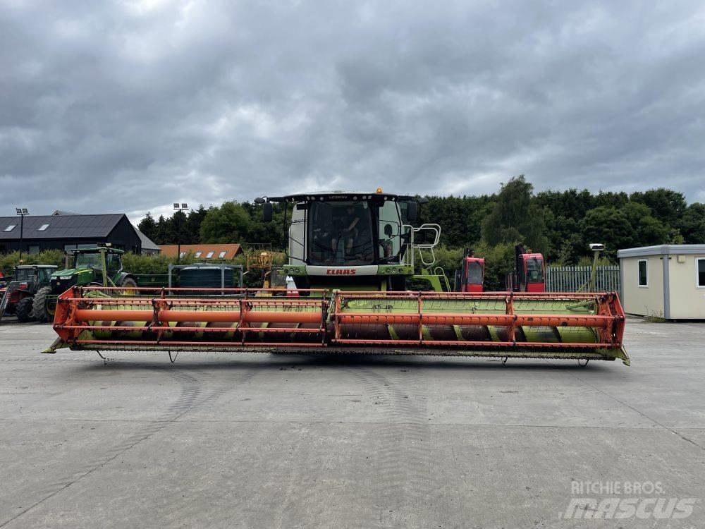 CLAAS 760TT Комбайни