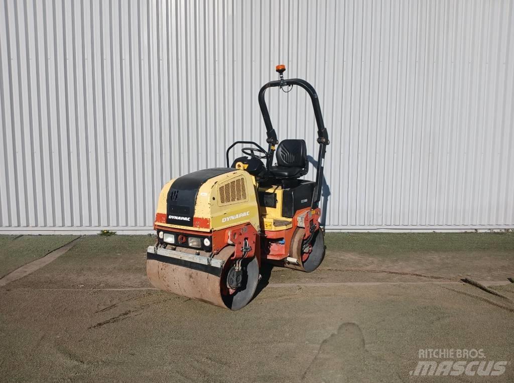 Dynapac CC1000, Vält Двойни барабанни ролки
