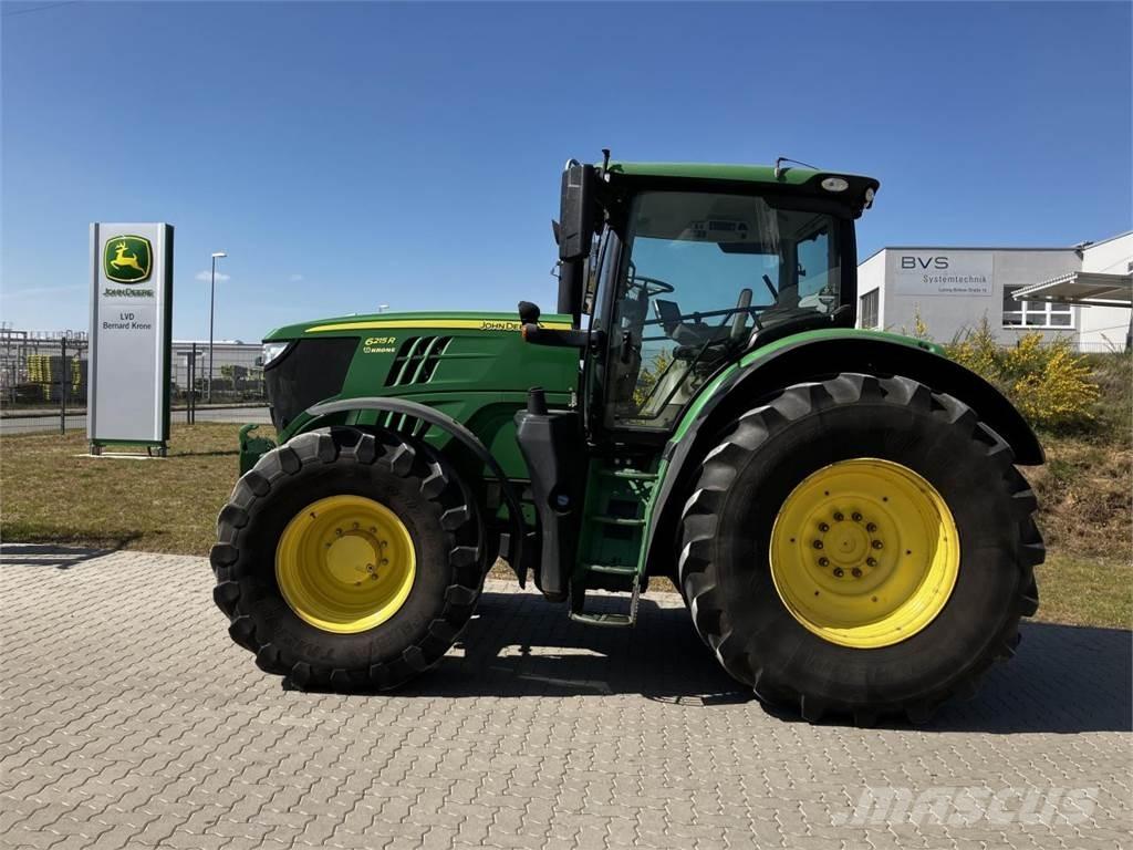 John Deere 6215R Трактори