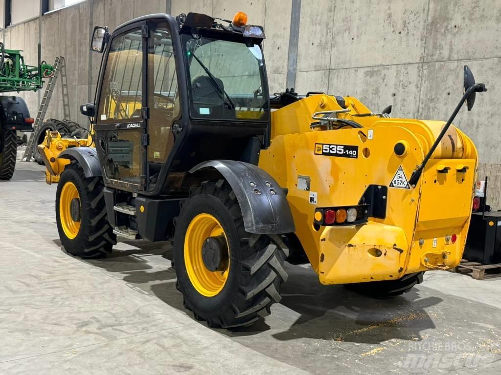 JCB 535-140 Телескопични товарачи