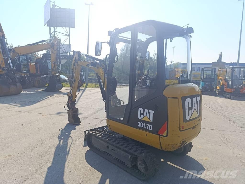 CAT 301.7 D Мини екскаватори < 7 т