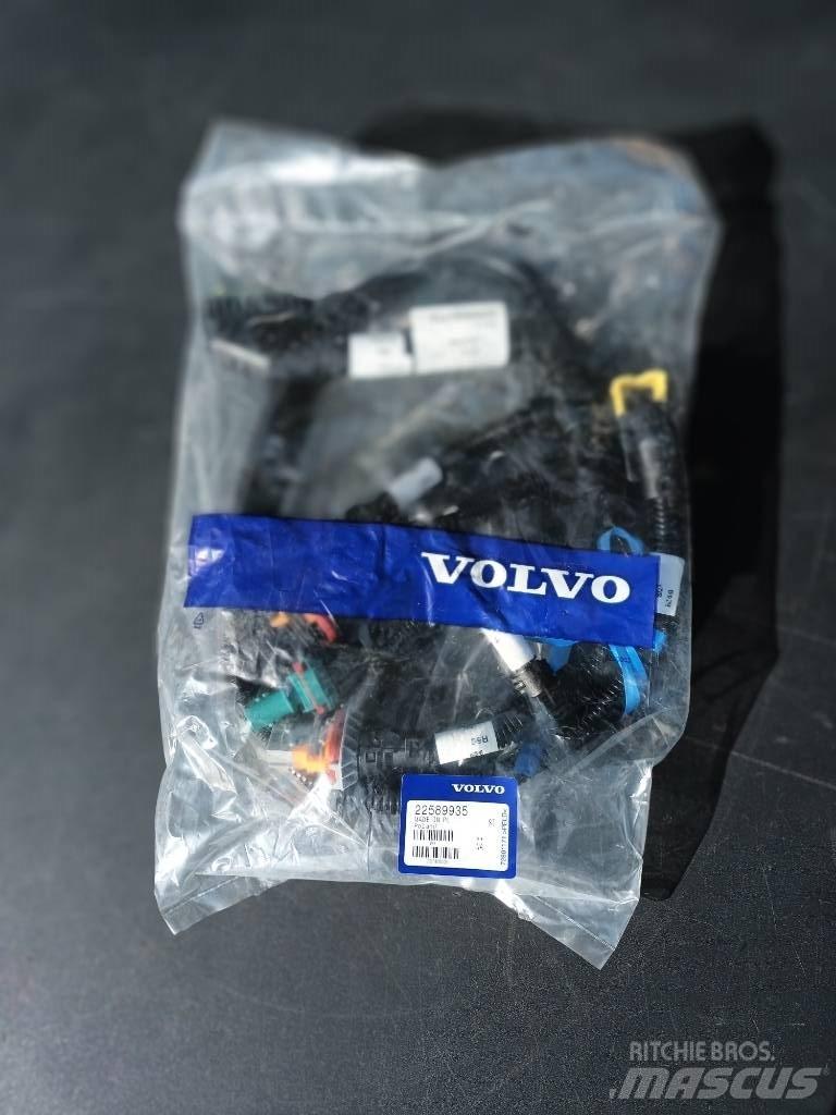 Volvo WIRES 22589935 Електроники