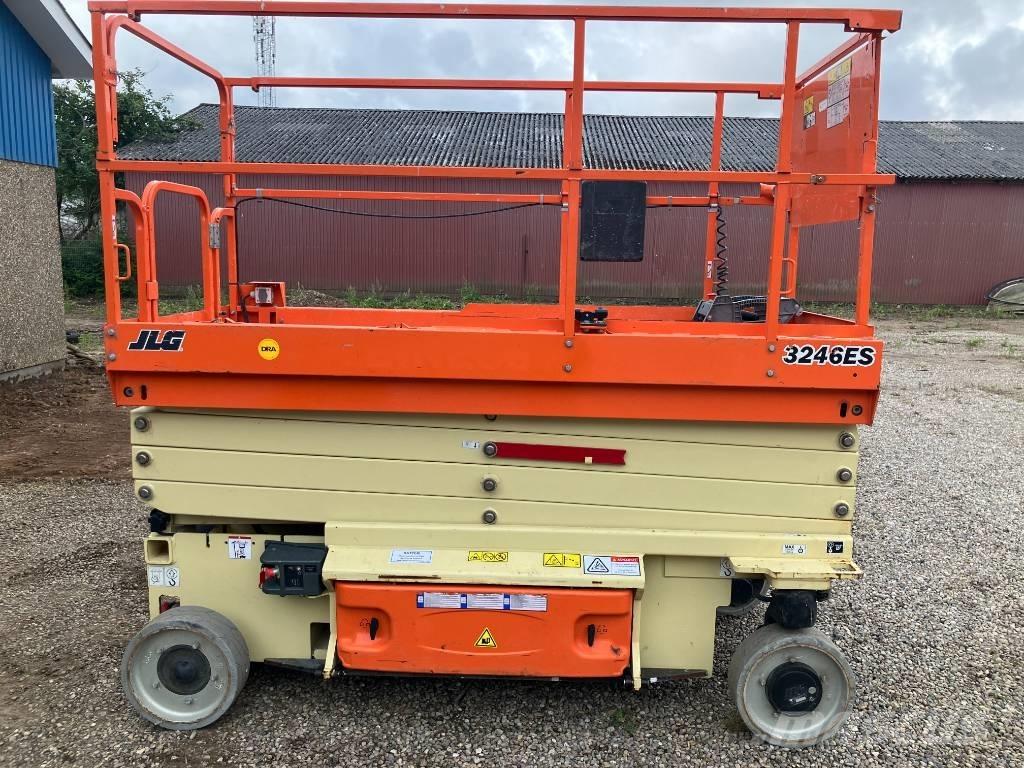 JLG 3246 ES Ножични работни платформи