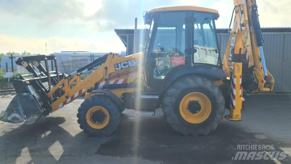 JCB 3 CX 14M3WM Товарач със заден ексватор