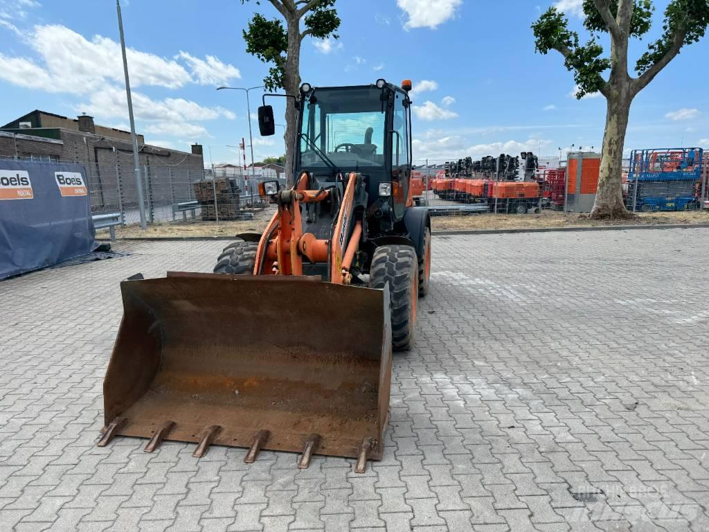 Komatsu WA80-6 Колесни товарачи