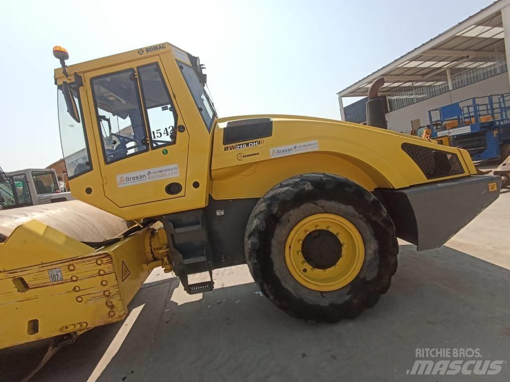 Bomag BW 219 D H-4 Уплътнители за почва
