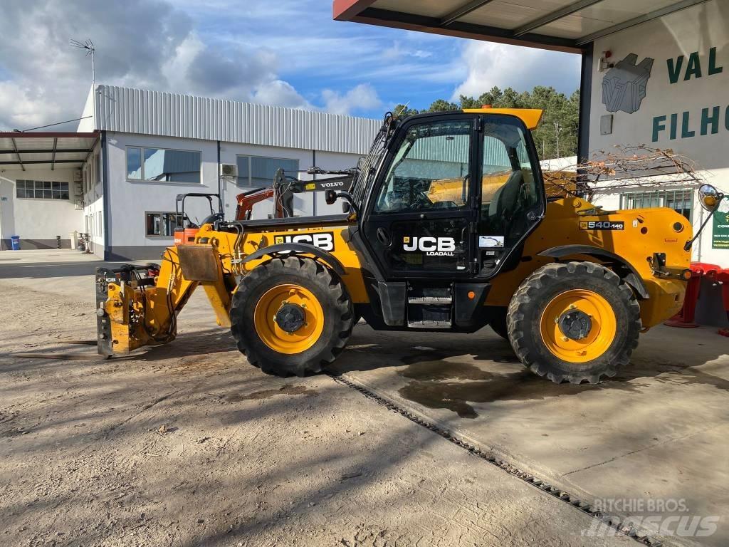 JCB 540-140 Телескопични товарачи