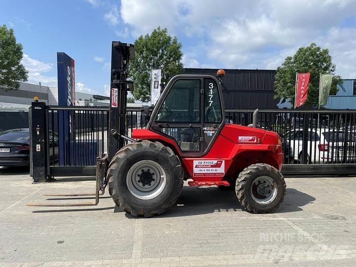 Manitou M30-4 Камиони за херавни местности