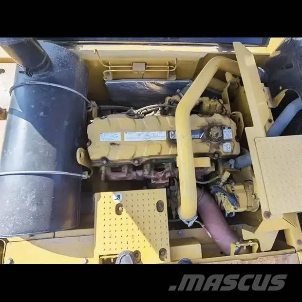 CAT 330 D Верижен екскаватор