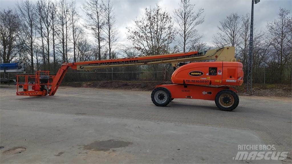 JLG 860SJ Телескопични повдигачи
