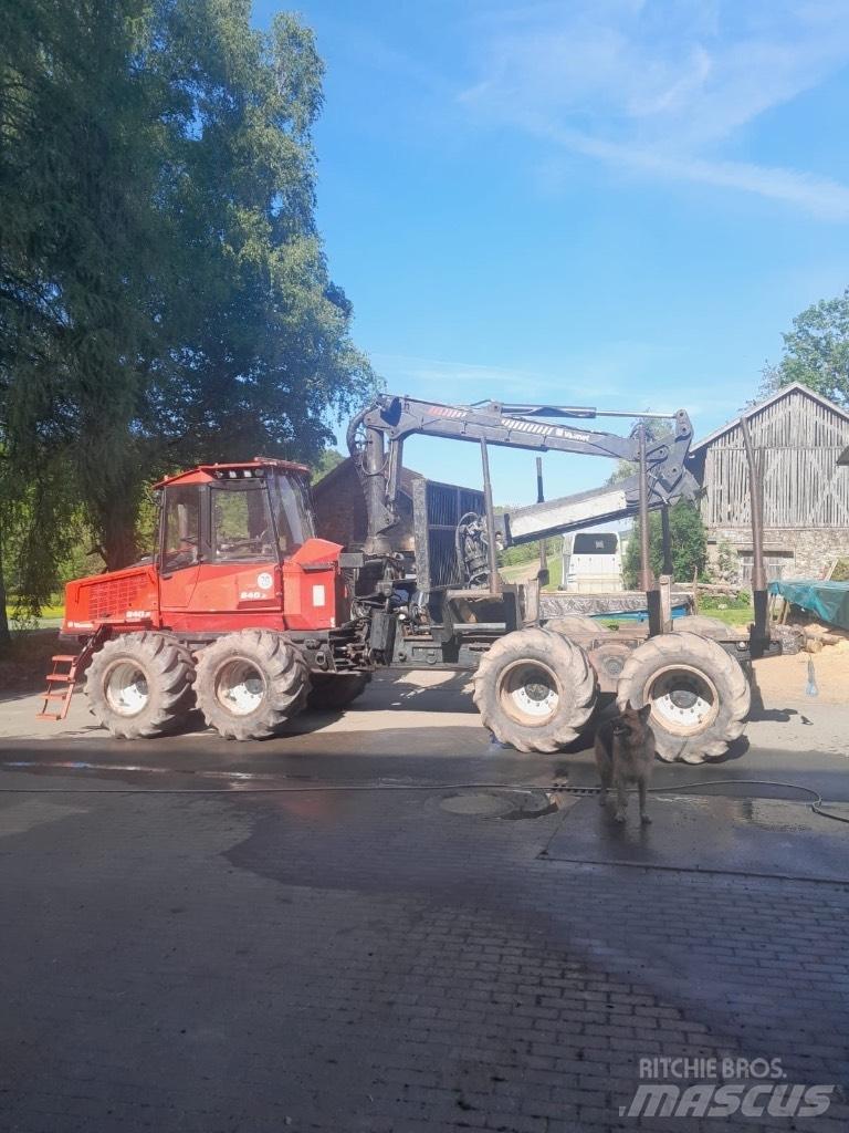 Valmet 840.2 Форуардери