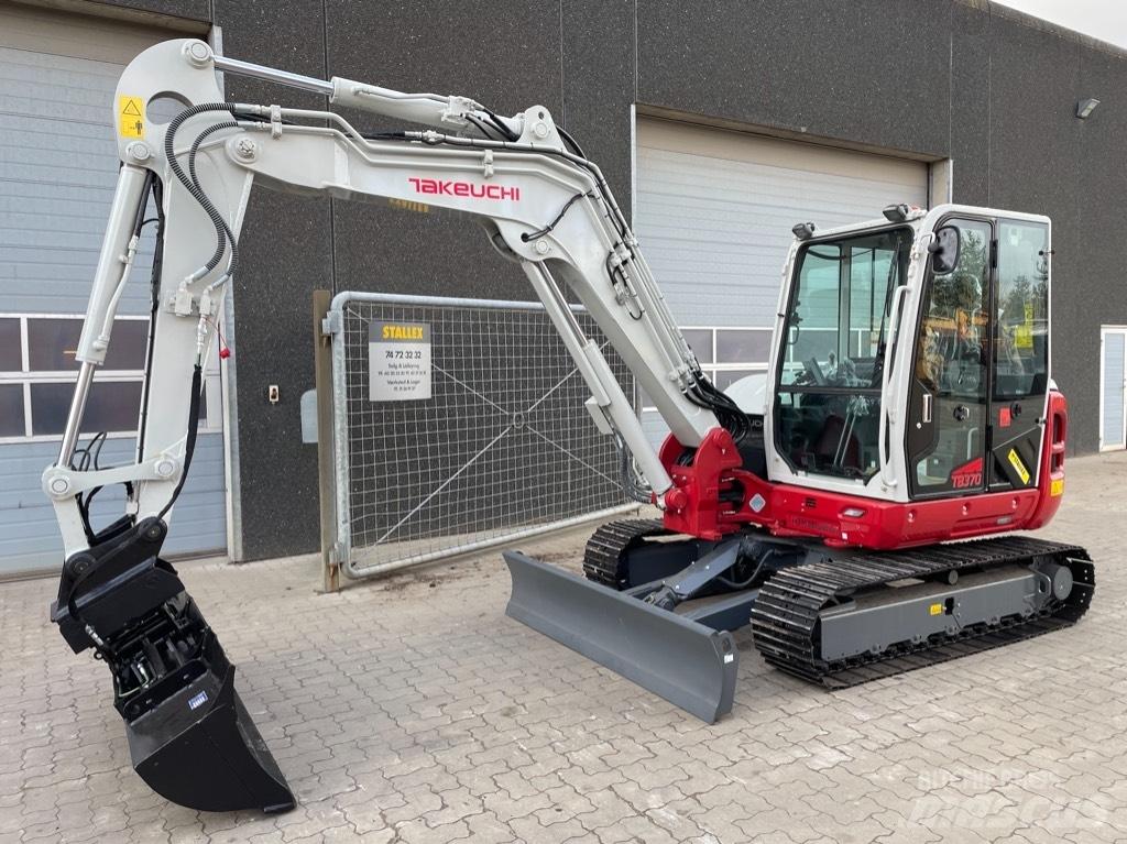 Takeuchi TB370 Мини екскаватори < 7 т