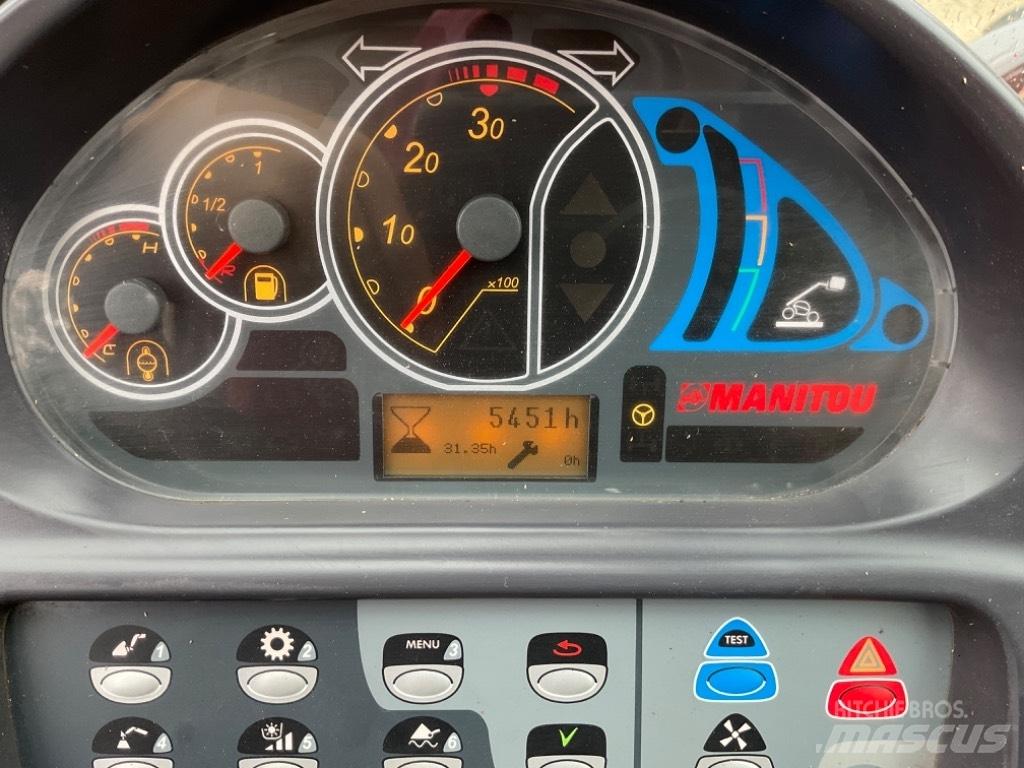 Manitou 1440 Телескопични товарачи