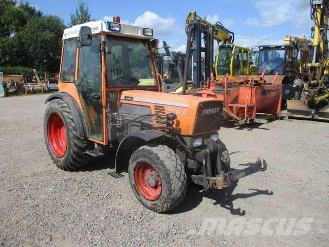 Fendt 250 V Трактори