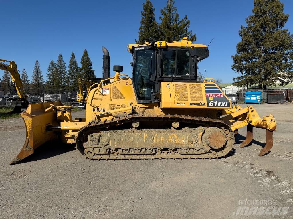 Komatsu D61EXi-24 Верижни булдозери
