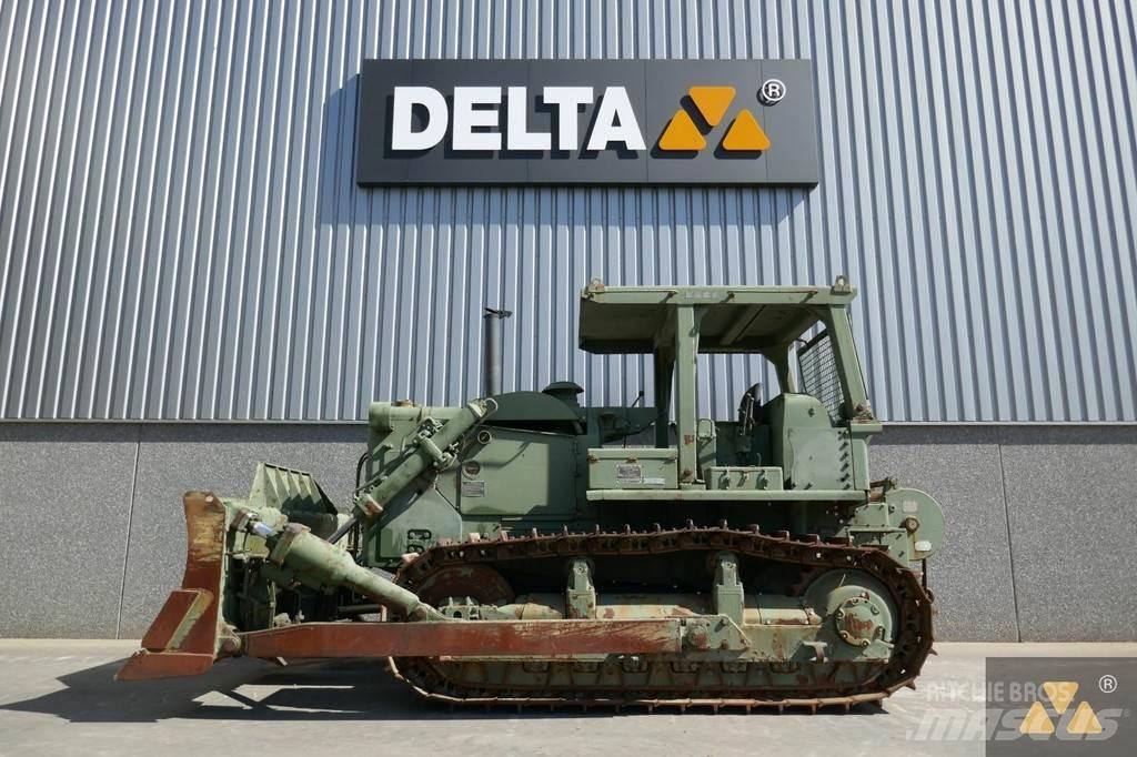CAT D7F Ex-army Верижни булдозери
