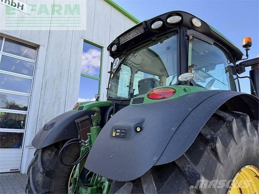 John Deere 6215r Трактори