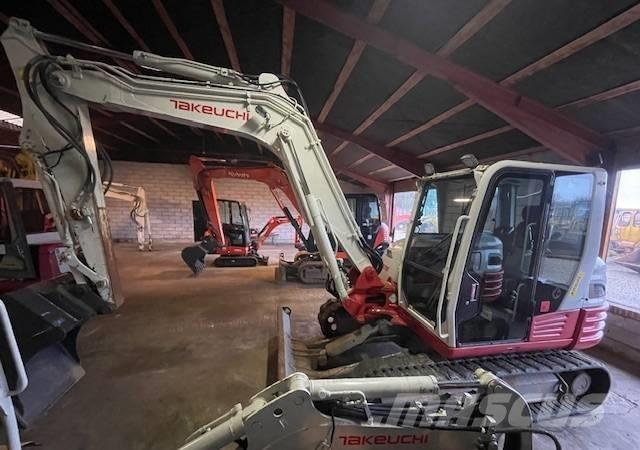 Takeuchi TB290 Средни екскаватори 7т - 12т