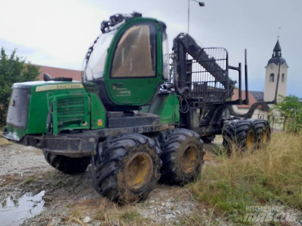 John Deere 1010 E Форуардери