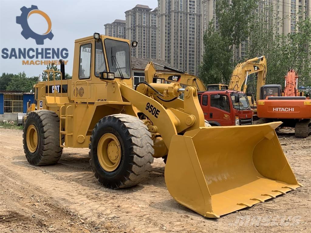 CAT 950 E Колесни товарачи