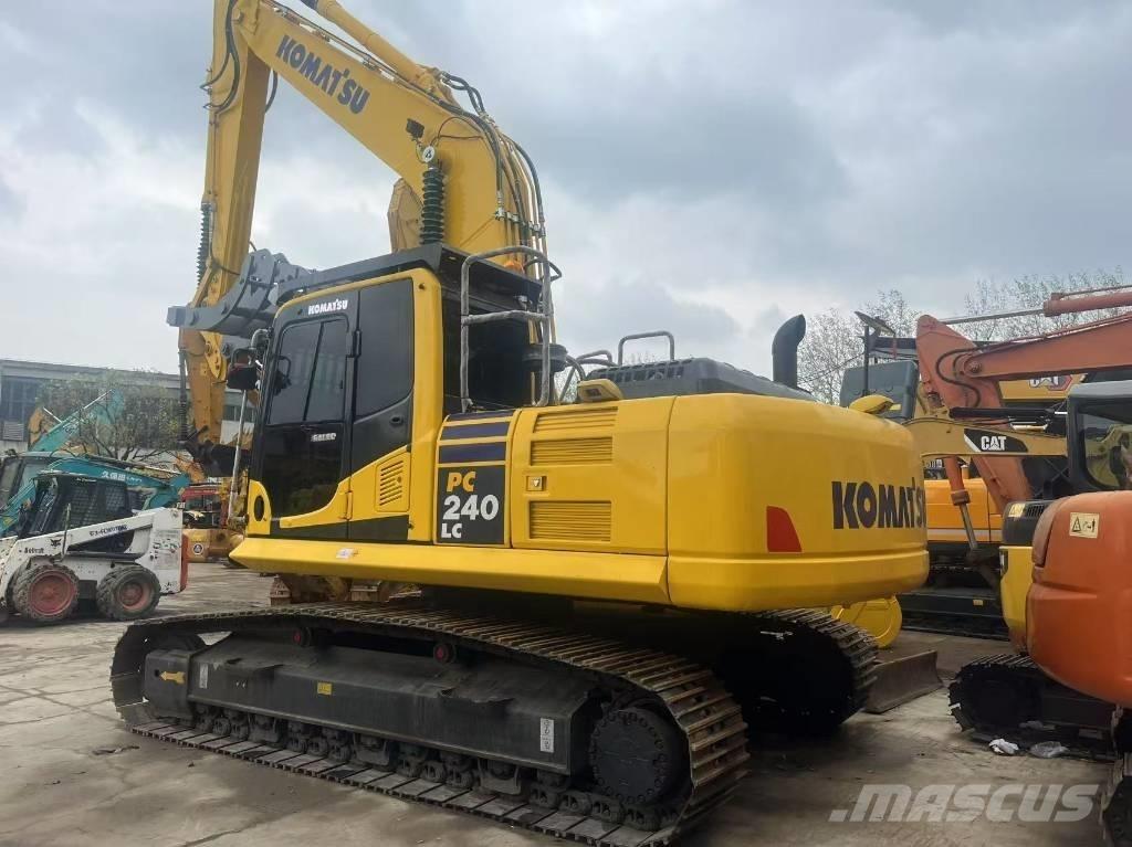 Komatsu PC 240 Верижен екскаватор
