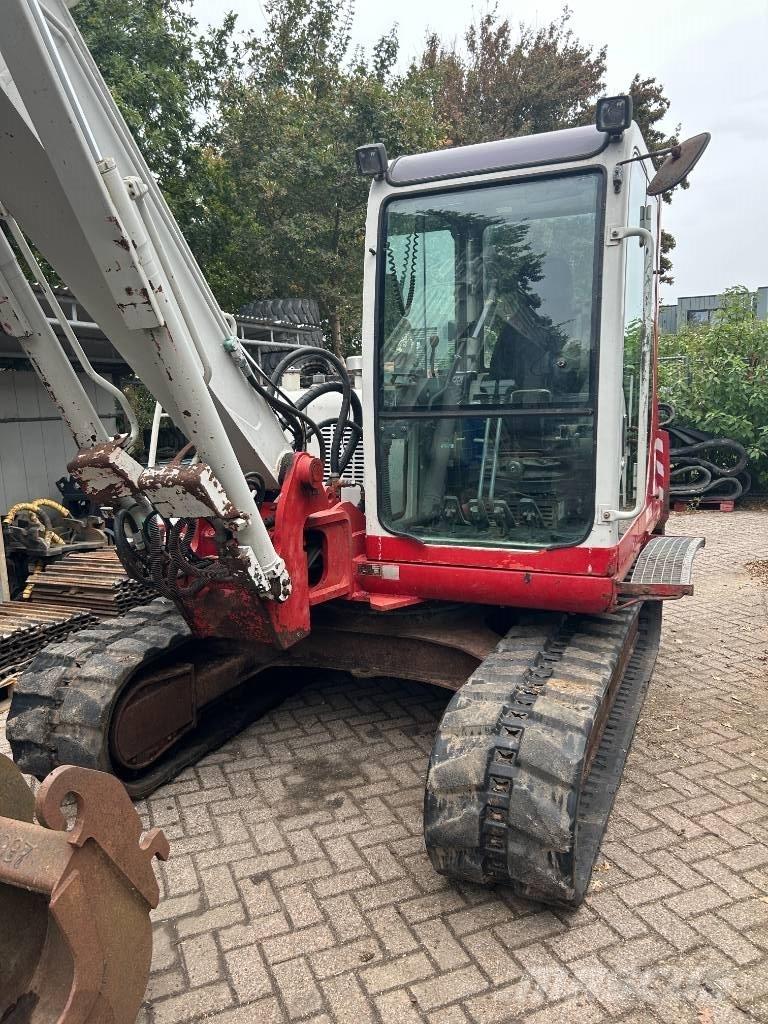 Takeuchi TB070 Мини екскаватори < 7 т