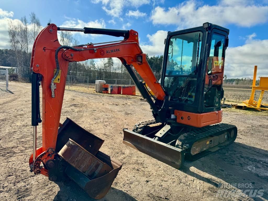 Hitachi ZX 26 U-6 Мини екскаватори < 7 т