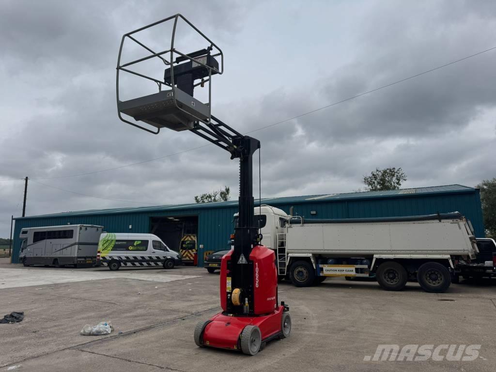 Manitou 100 VJR Вертикални мачтови повдигачи
