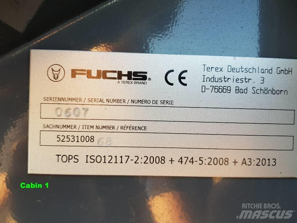 Fuchs F series Cabin Кабина