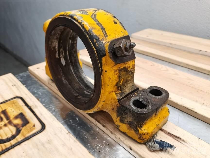 JCB 530-70 {axle} Оси
