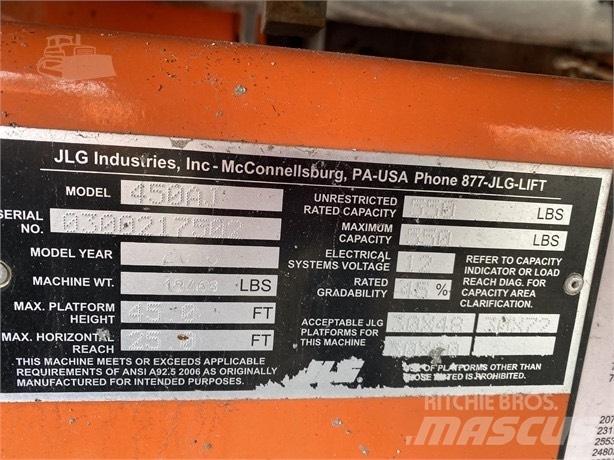 JLG 450 AJ Съчленени стрелови подемници