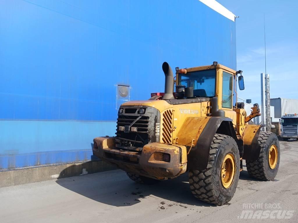 Volvo L 120 E Колесни товарачи