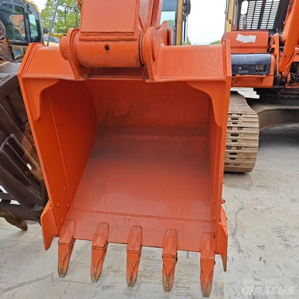 Hitachi ZX 210 Верижен екскаватор