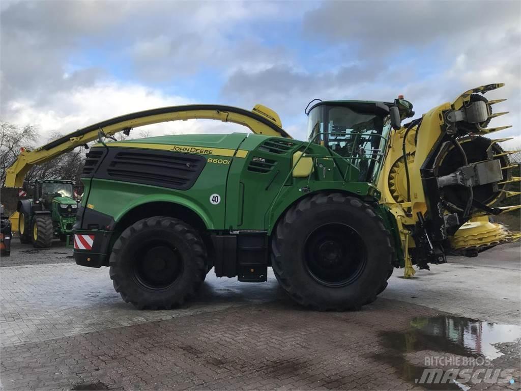 John Deere 8600 Самоходни фуражири