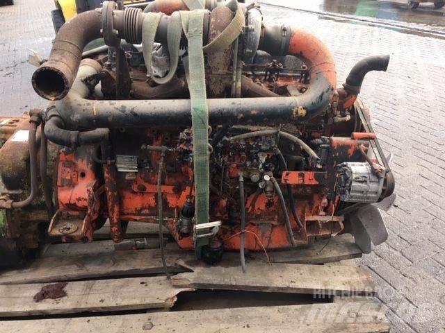 Scania DS8-40 Двигатели