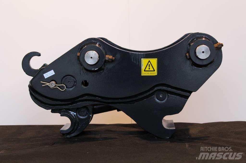 JCB 3CX Товарач със заден ексватор