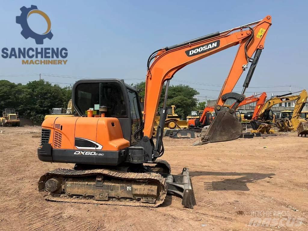 Doosan DX 60 Мини екскаватори < 7 т