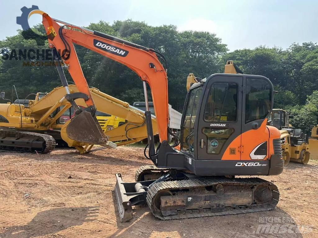 Doosan DX 60 Мини екскаватори < 7 т